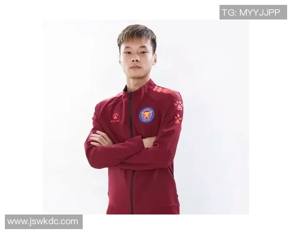 专访杨强：深入探讨足球成功的秘诀与未来发展方向